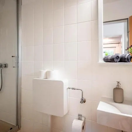 Cozy - Near The Park Niederdorla