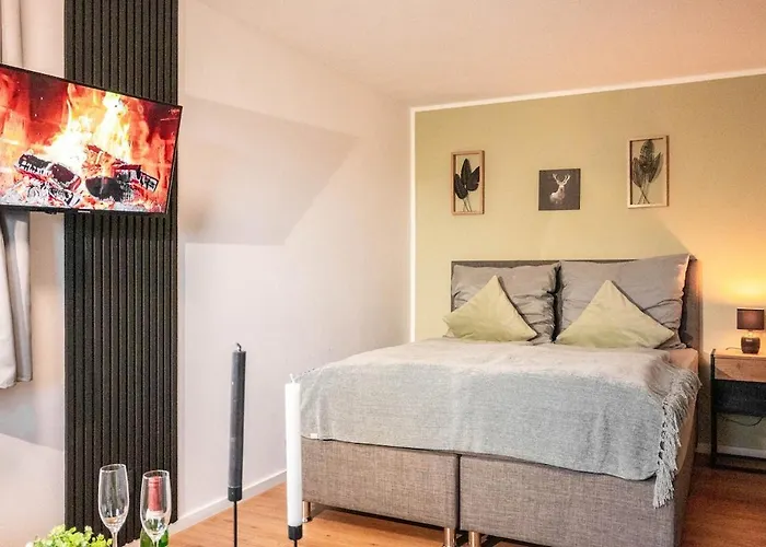 Cozy - Near The Park